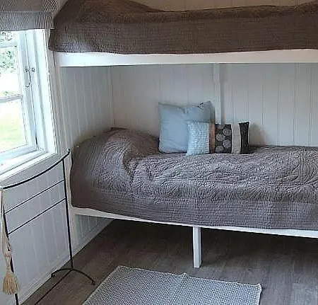Vakantiehuis Cozy House With Sea View At Husvik, 3 Bedrooms
