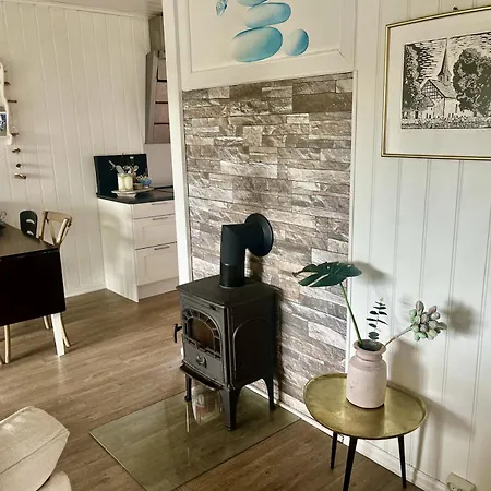 Cozy House With Sea View At Husvik, 3 Bedrooms Tønsberg