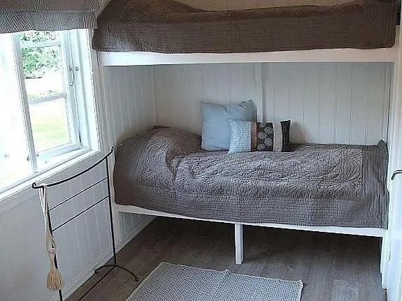 Tatil Evi Cozy House With Sea View At Husvik, 3 Bedrooms