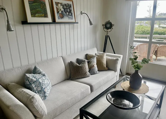 Cozy House With Sea View At Husvik, 3 Bedrooms * Tønsberg