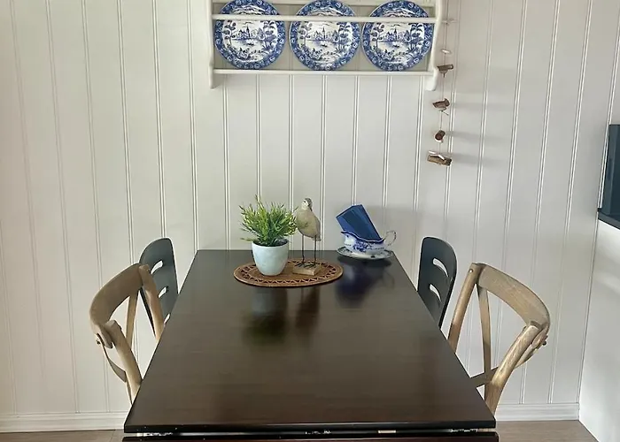 Cozy House With Sea View At Husvik, 3 Bedrooms Tatil Evi *
