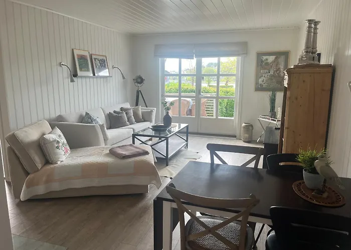 Tatil Evi Cozy House With Sea View At Husvik, 3 Bedrooms Tønsberg